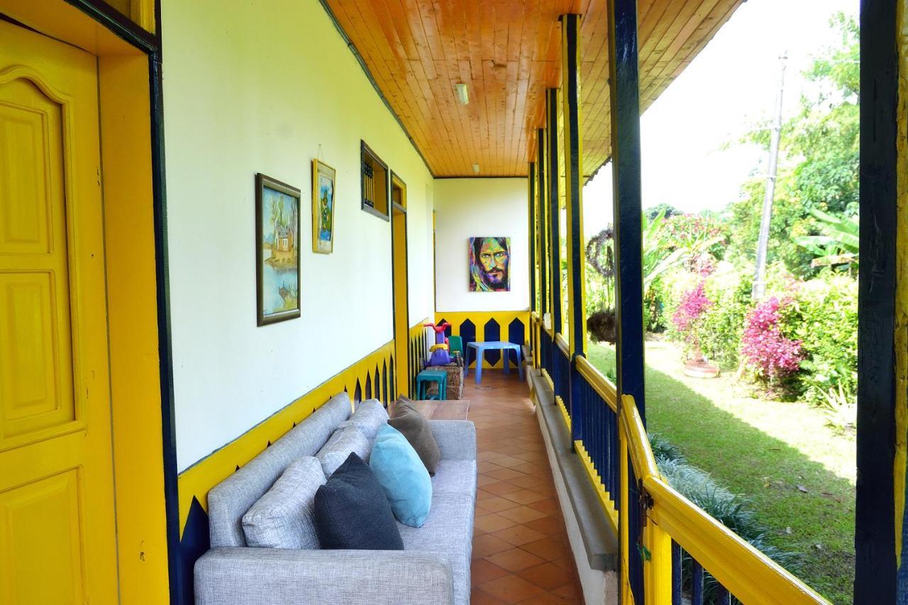 Casa Luz A 800 Mts Del Parque Del Cafe Holiday home Montenegro