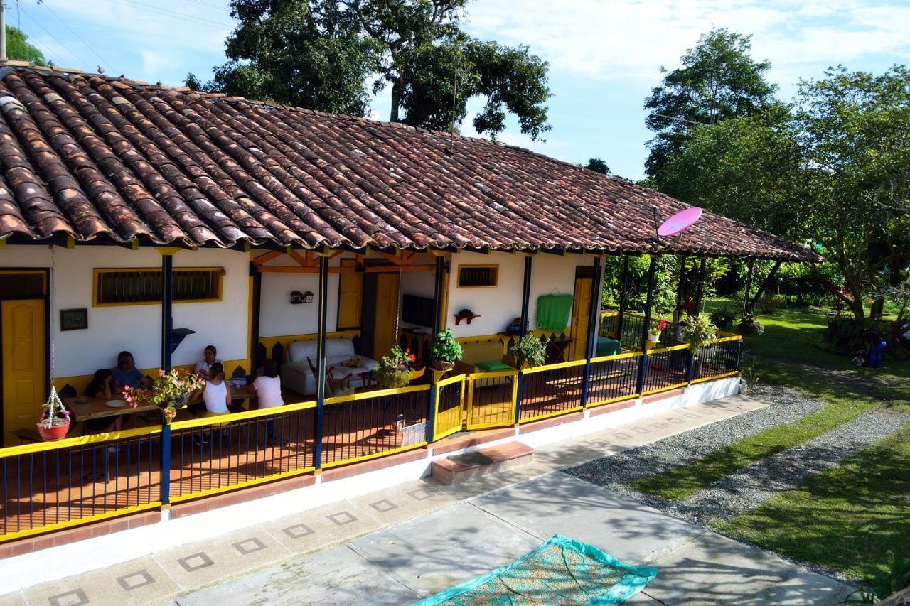 Casa Luz A 800 Mts Del Parque Del Cafe
